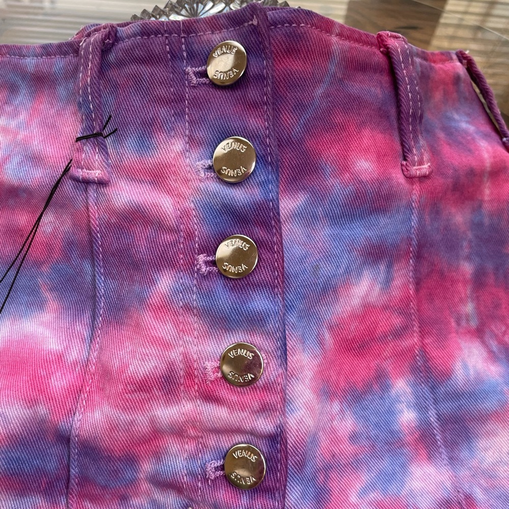 VENUS - NWT -  Denim Tie Dye Shorts US Size 4  & EUR size 36 - Picture 5 of 16